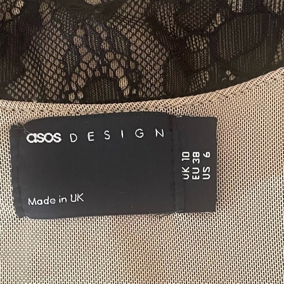 ASOS Design Lace Sheer Maxi Dress - Picture 9 of 10